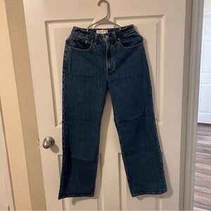 Women’s CURVE LOVE high rise 90ss relaxed jean SIZE 27/4 SHORT